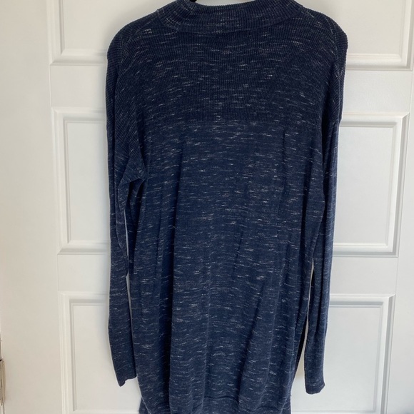 joe Fresh Women’s Blue Mock Neck Sweater Size Medium - Picture 4 of 5